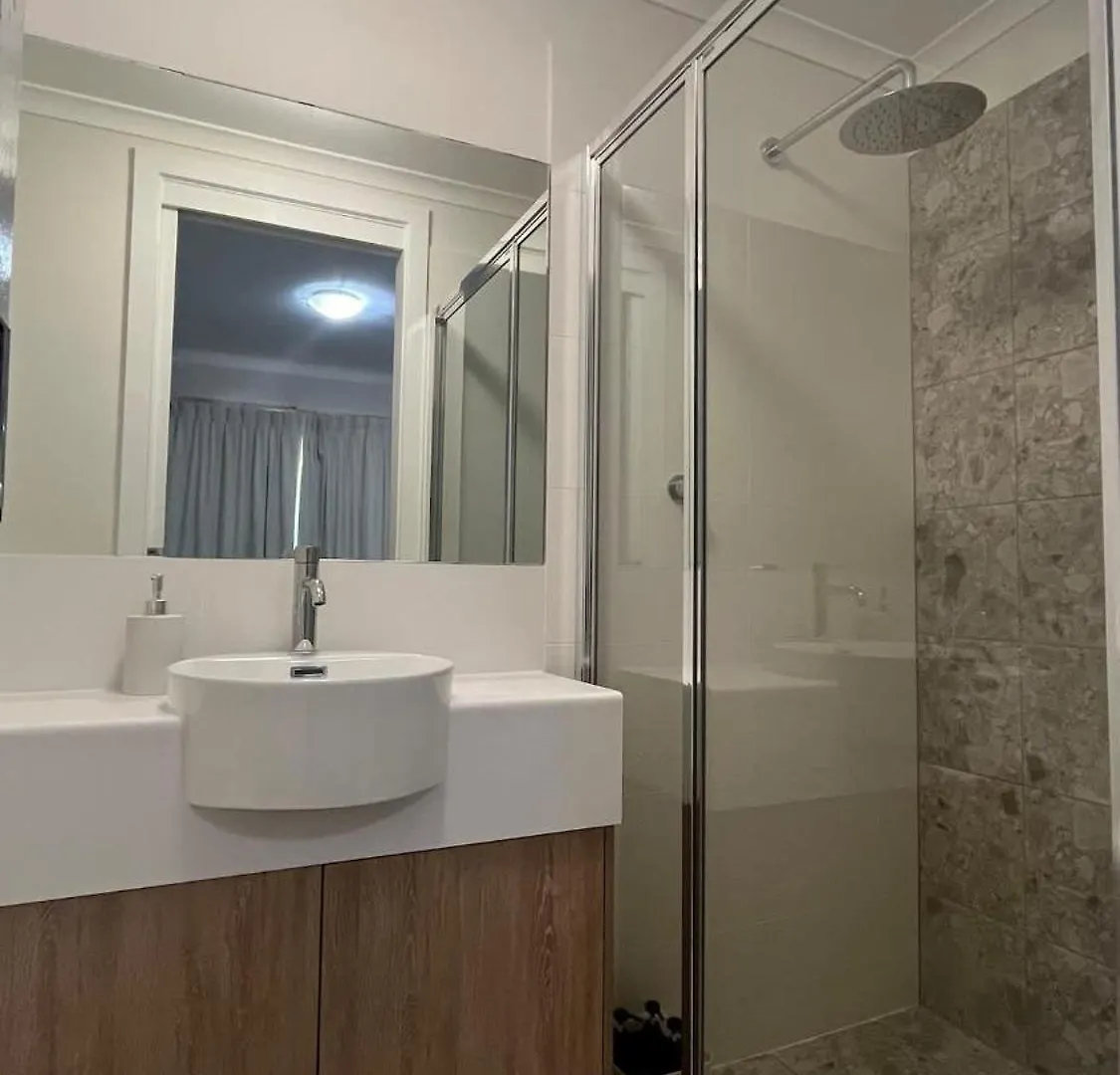Central 3Br Apt Parking Wifi Netflix Adelaide