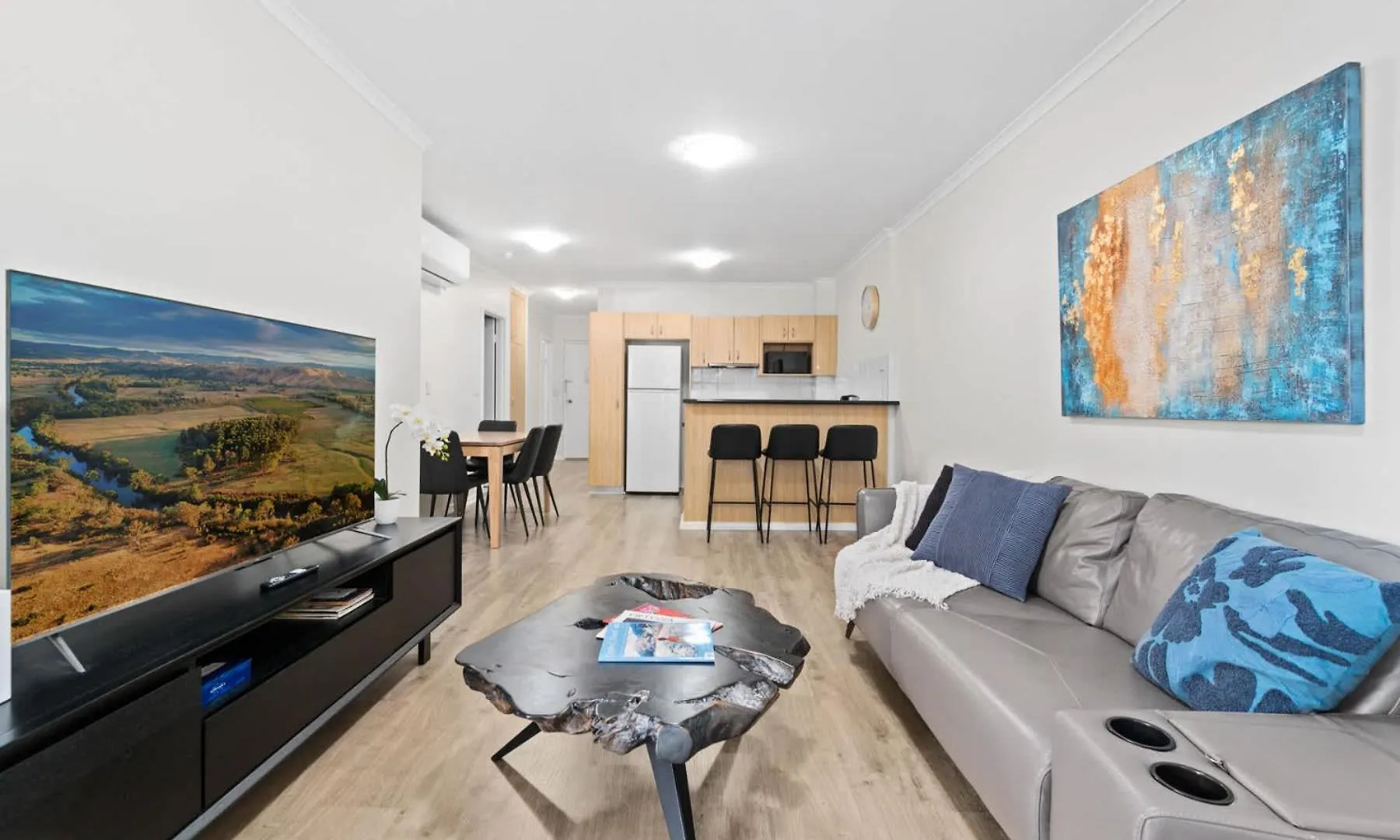 Central 3Br Apt Parking Wifi Netflix Adelaide Australia
