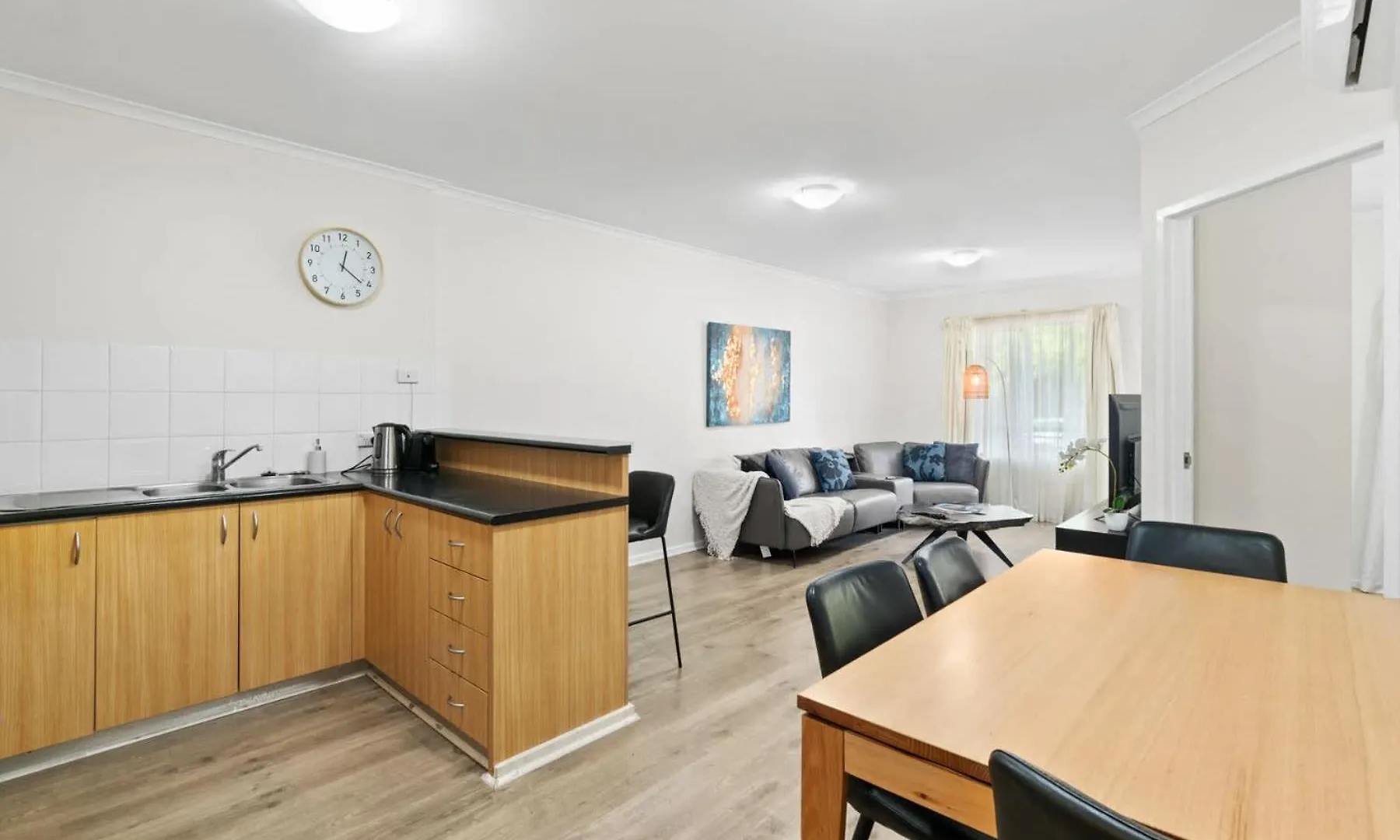 Central 3Br Apt Parking Wifi Netflix Adelaide 0*,  Australia